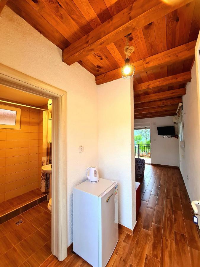 S&M Apartments Rijeka Crnojevića エクステリア 写真