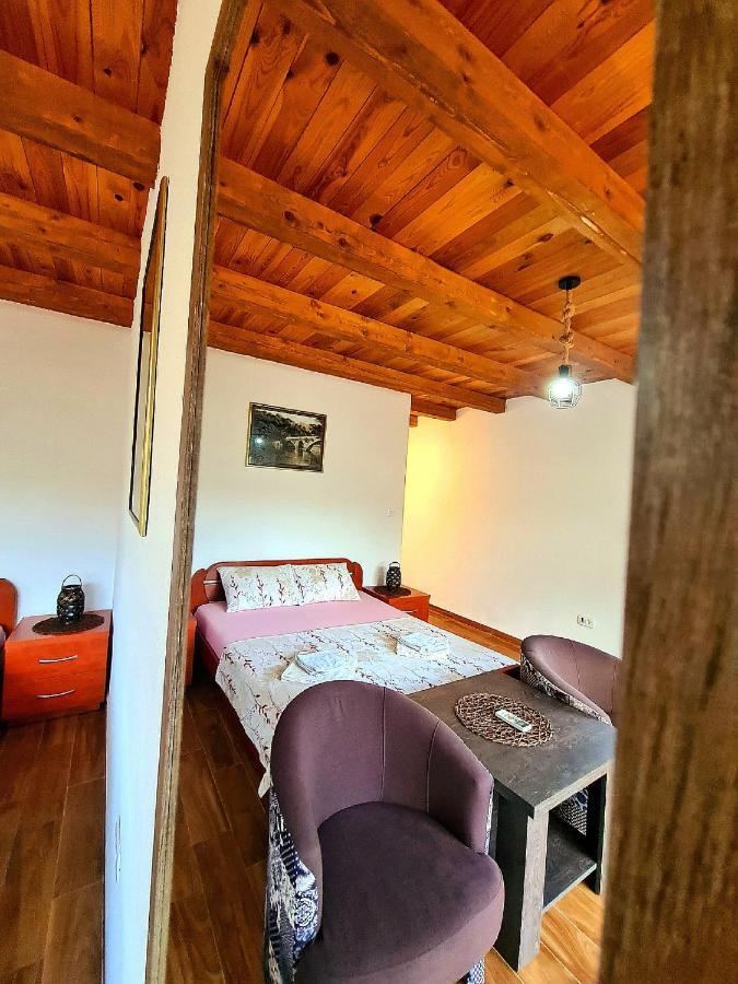 S&M Apartments Rijeka Crnojevića エクステリア 写真